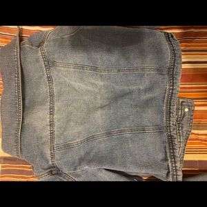 Dollhouse brand jean jacket, never been worn , size small